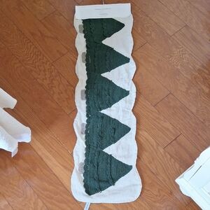 cupcakes & cashmere Green and Cream Table Runner